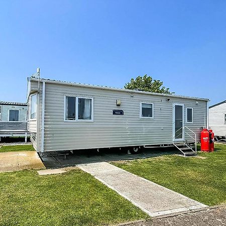 Superb 6 Berth Caravan At St Osyth Beach, Near Clacton-On-Sea Ref 28008Mc 外观 照片